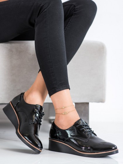 73257 - Vinceza nizki elegantni čevlji crna barva