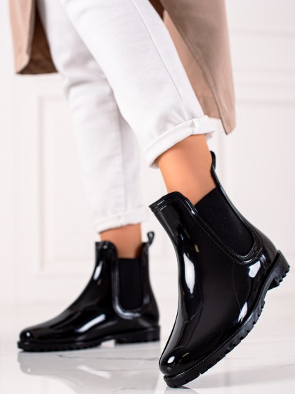 76706 - Trendi Škornji za dež crna barva